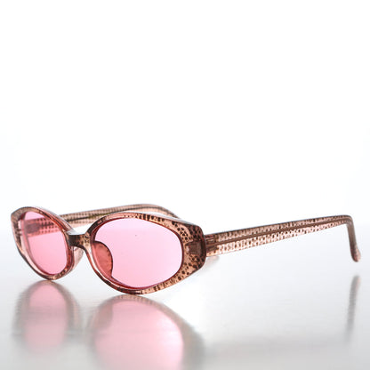 90s Oval Sunglasses with Tinted Lenses - Helena