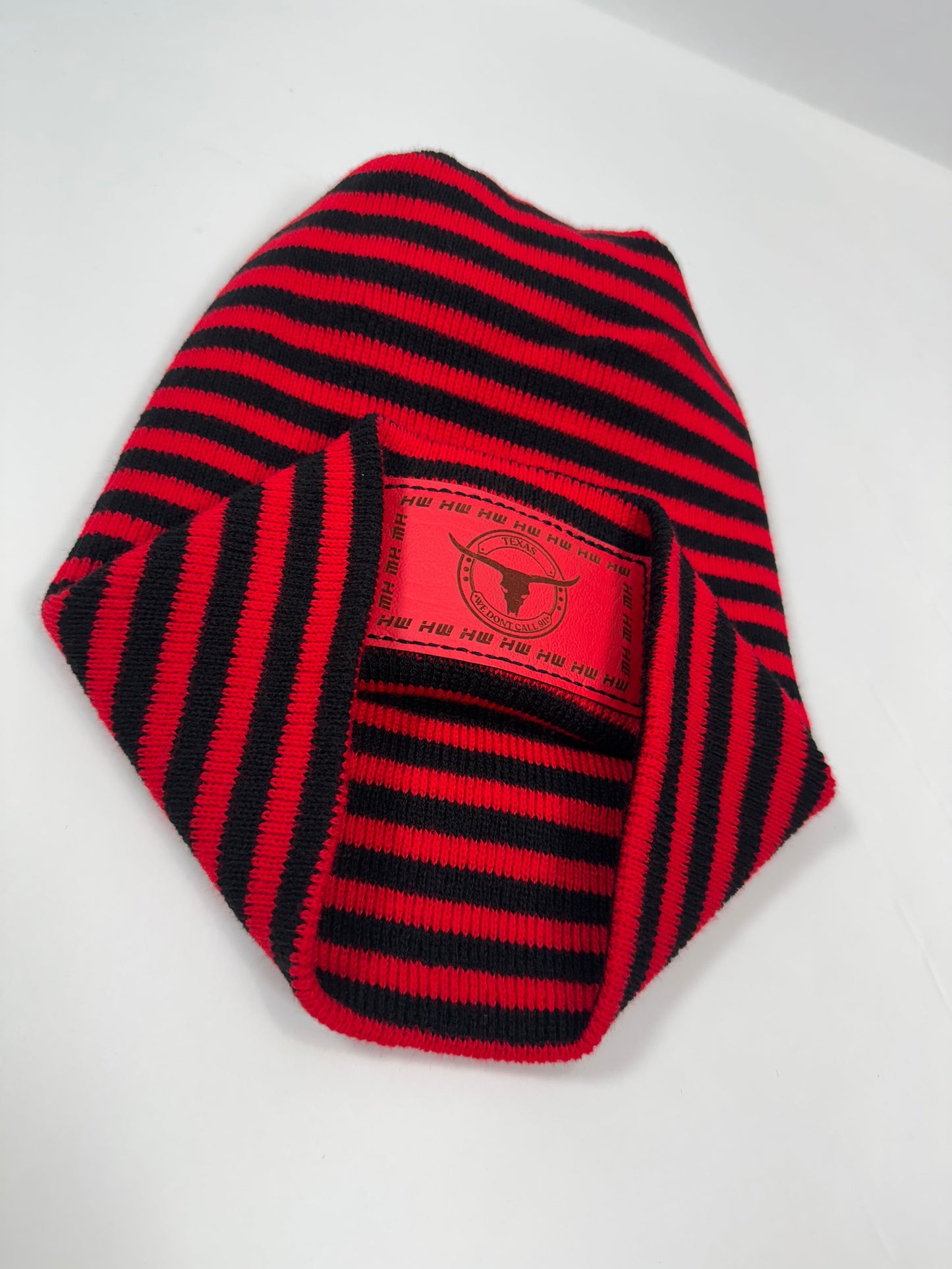 Haakwear Texas Beanie, H Stitch Cuffed Beanie, Black and Red RoRo