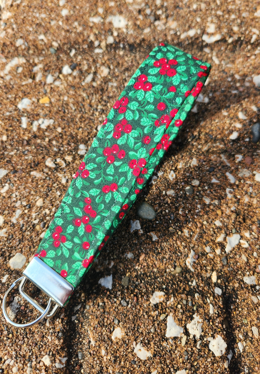 Christmas Hollies Keyfob Wristlet