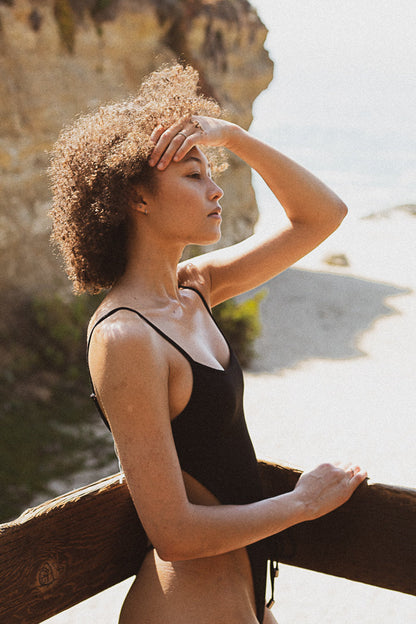 Samira One Piece - Black