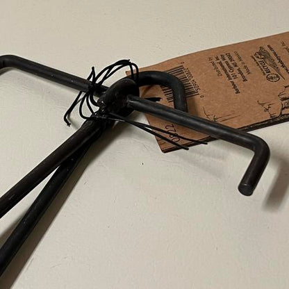 Bayou Classic 0822 2 Steel Lift Hooks Perfect For Lifting Heavy Jambalaya Pots