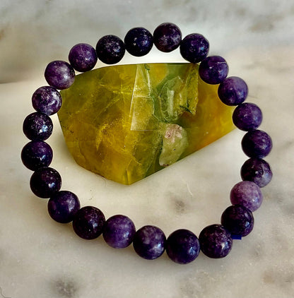 Lepidolite Reiki-Infused Peace & Emotional Balance Bracelet