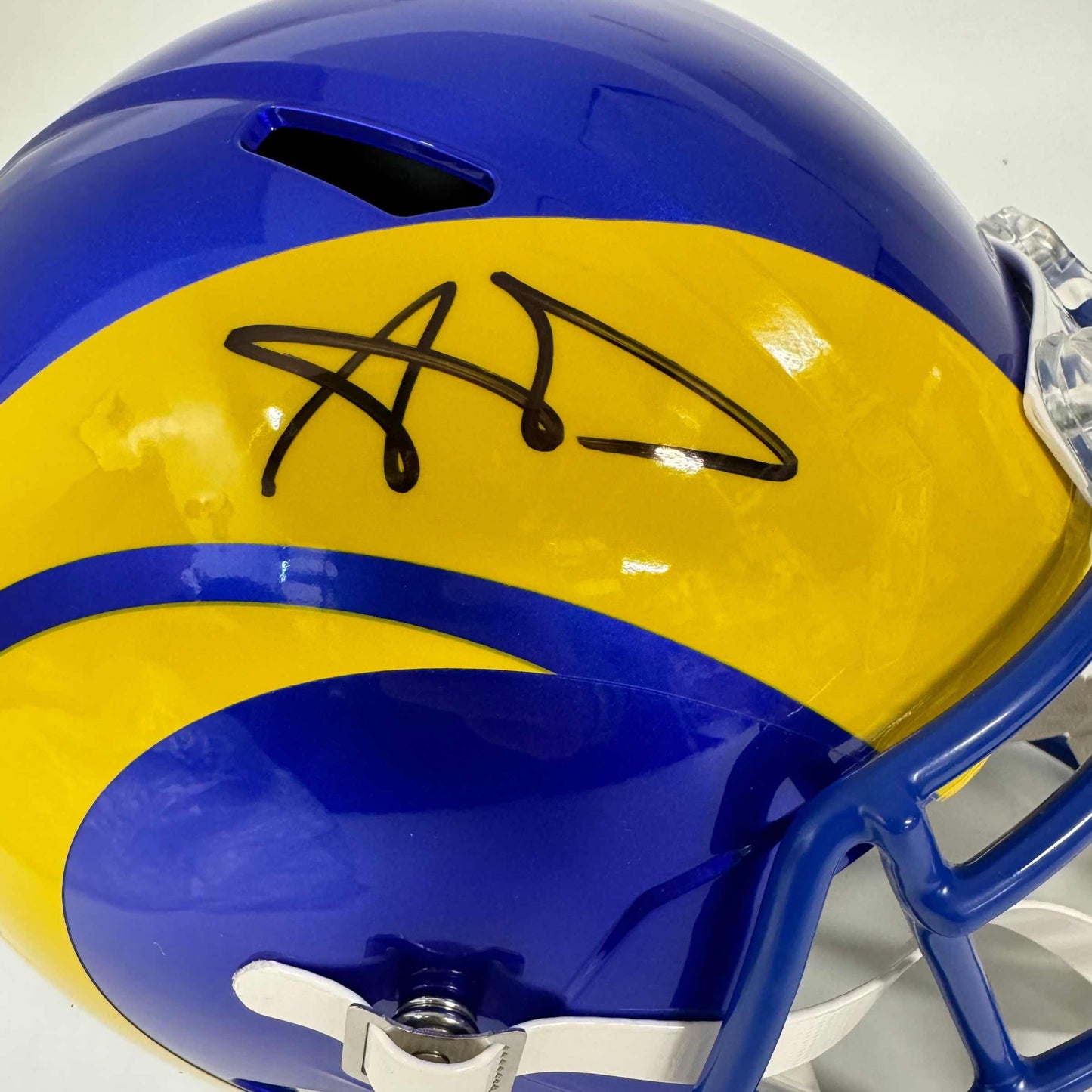 Autographed/Signed Aaron Donald Los Angeles Rams Full Size F/S Football Helmet Beckett COA