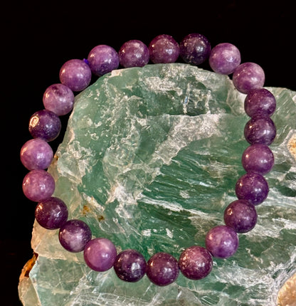 Lepidolite Reiki-Infused Peace & Emotional Balance Bracelet