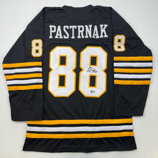 Autographed/Signed David Pastrnak Boston Black Hockey Jersey Beckett BAS COA