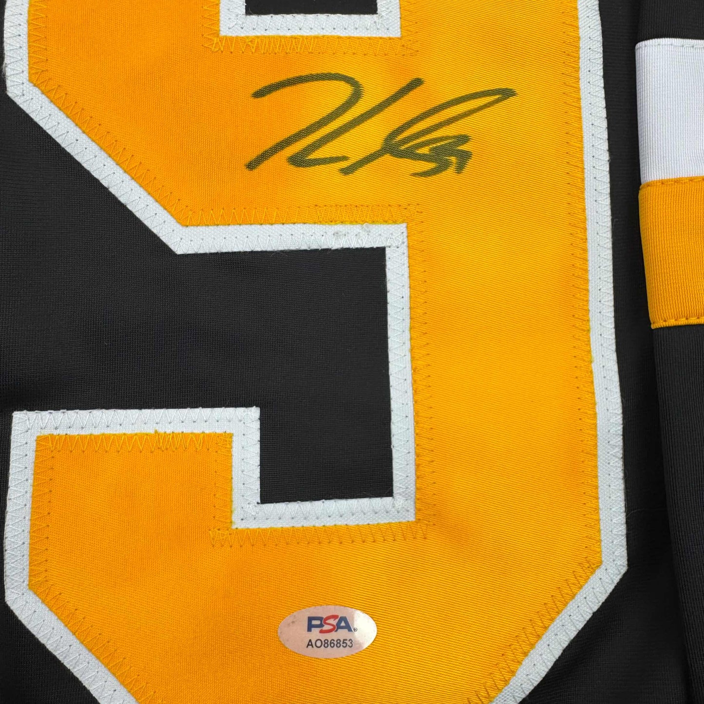 Autographed/Signed Jake Guentzel Pittsburgh Black Hockey Jersey PSA/COA
