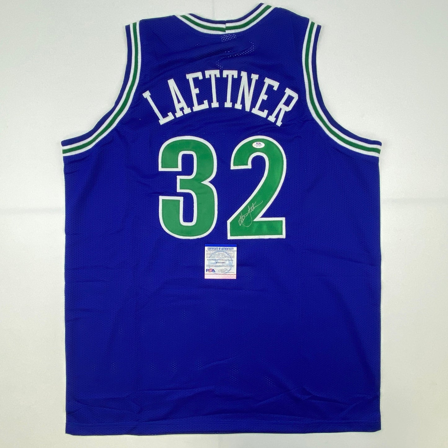 Autographed/Signed Christian Laettner Minnesota Blue Basketball Jersey PSA/DNA COA