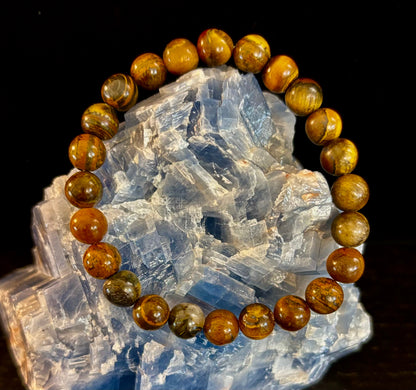Reiki-Infused Natural Tiger Iron Bracelet for Endurance, Grounded Courage & Vitality (8mm)