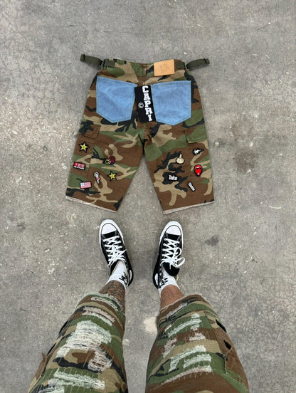 Capri Patch Cargo Shorts