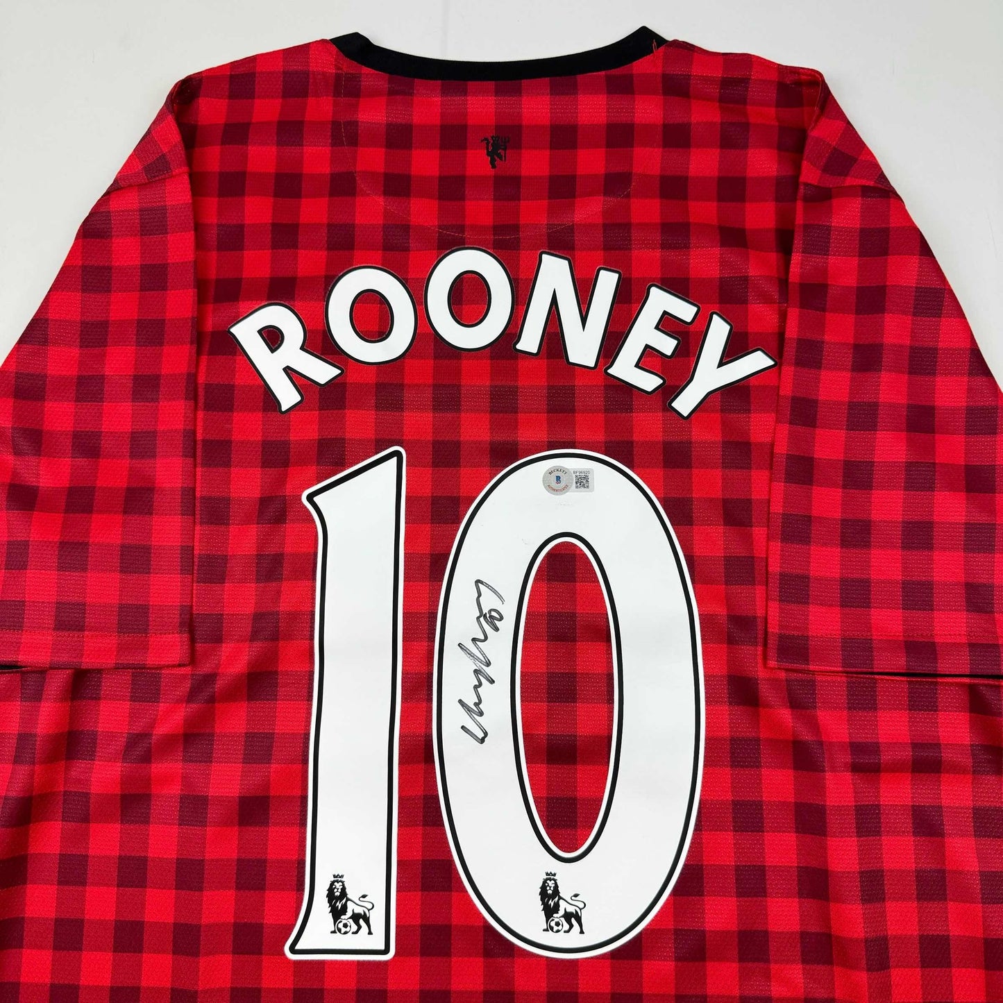 Autographed/Signed Wayne Rooney Manchester United Red Checkered Soccer Jersey Beckett BAS COA