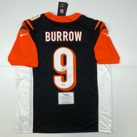 Autographed/Signed Joe Burrow Cincinnati Bengals Black Authentic Nike Limited Football Jersey Fanatics COA