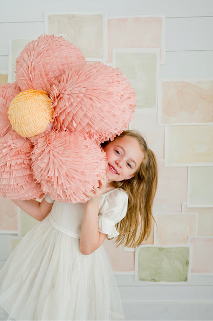 Garden Blossom 3D Flower Piñata – Large, Customizable, Ideal for Spring, Garden-Themed Parties, and Outdoor Celebrations