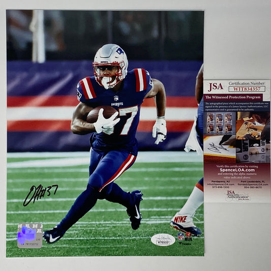 Autographed/Signed Damien Harris New England Patriots 8x10 Football Photo JSA COA