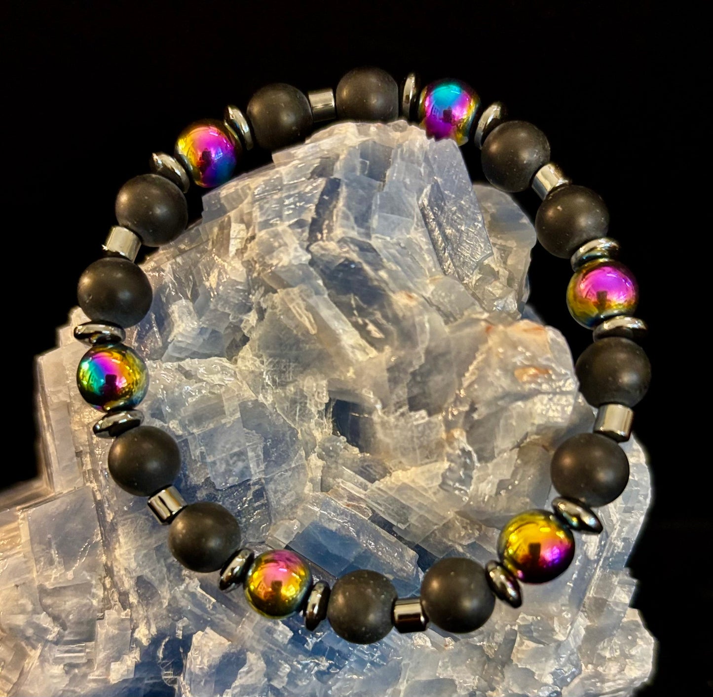 Hematite and Natural Stone Unisex Stretch Bracelet – Medium Fit, Sleek Fusion Style