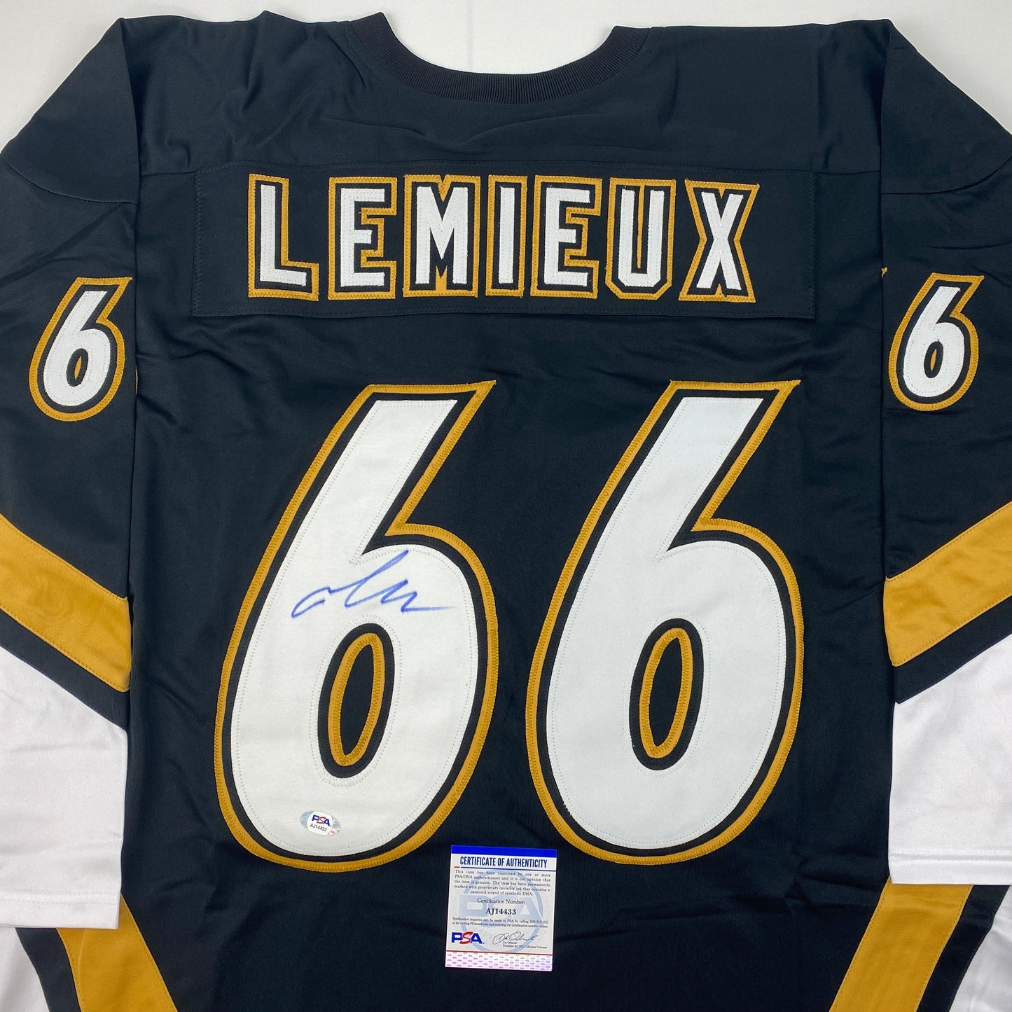 Autographed/Signed Mario Lemieux Pittsburgh Black Hockey Jersey PSA/DNA COA