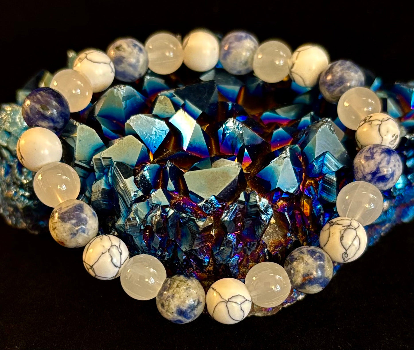 Lapis Lazuli, White Turquoise & Selenite Beaded Bracelet – Protection, Grounding & Spiritual Clarity