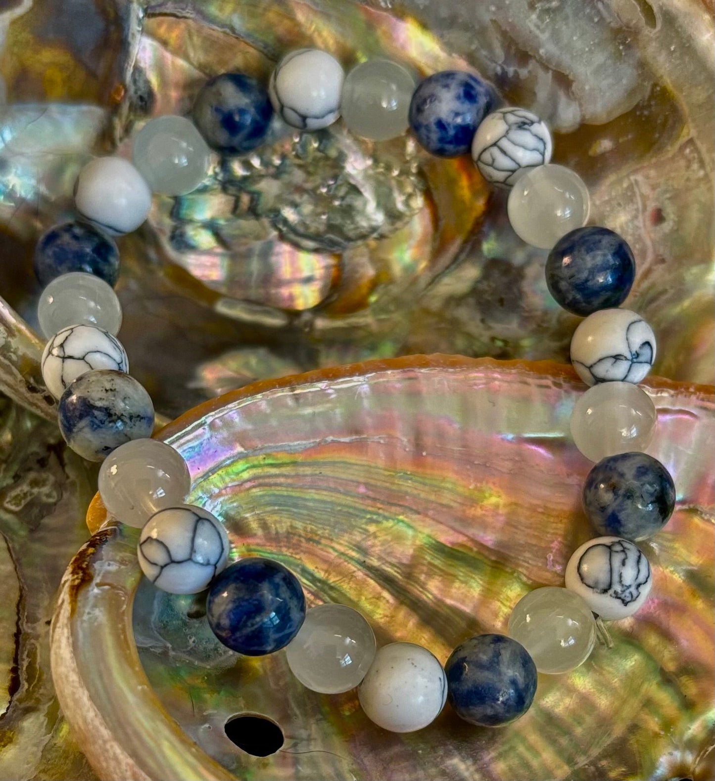 Lapis Lazuli, White Turquoise & Selenite Beaded Bracelet – Protection, Grounding & Spiritual Clarity