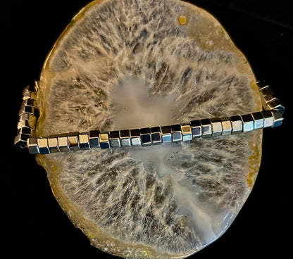 Sleek Silver Cube Beaded Bracelet – Minimalist Style for Any Occasion