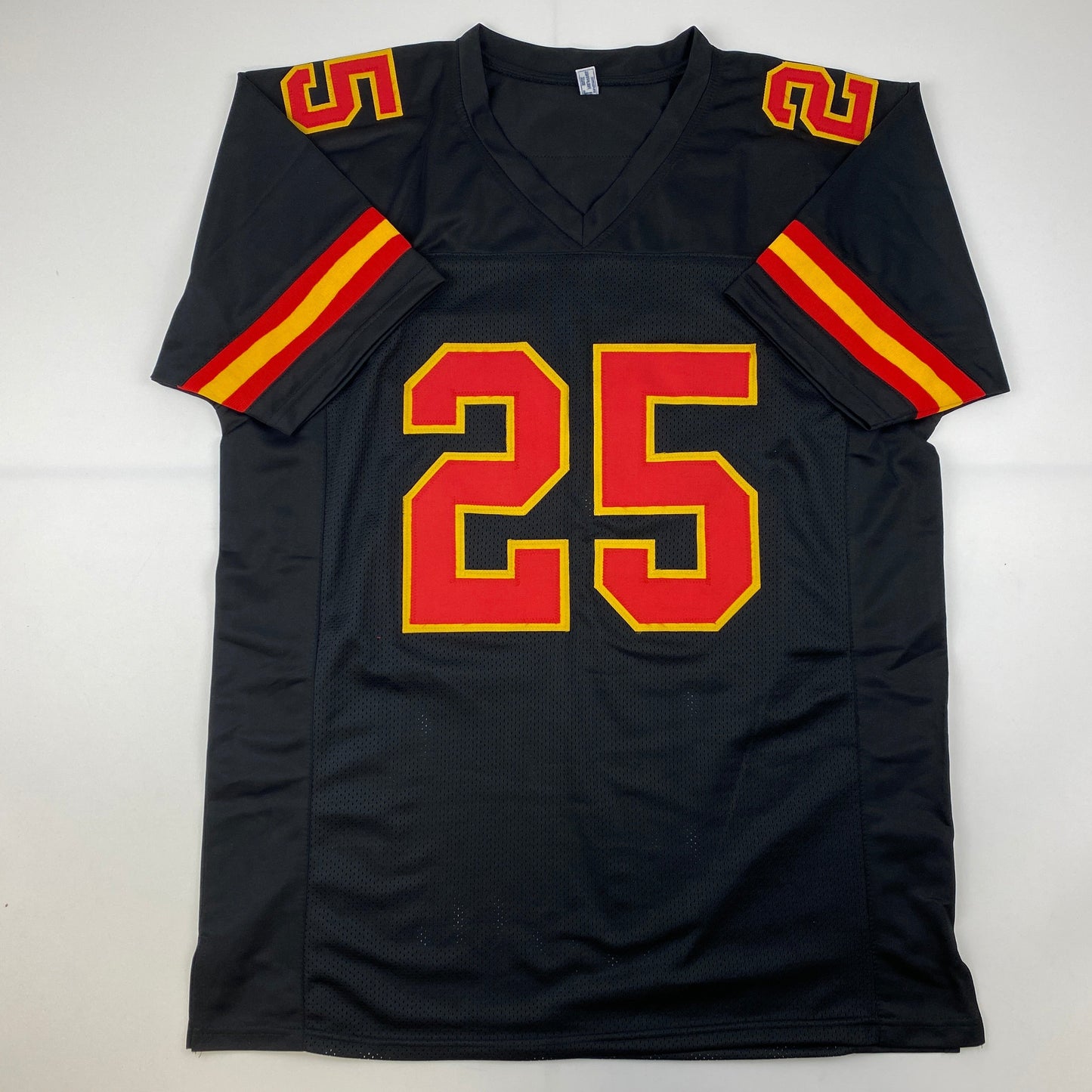 Autographed/Signed Clyde Edwards-Helaire Kansas City Black Football Jersey Beckett BAS COA