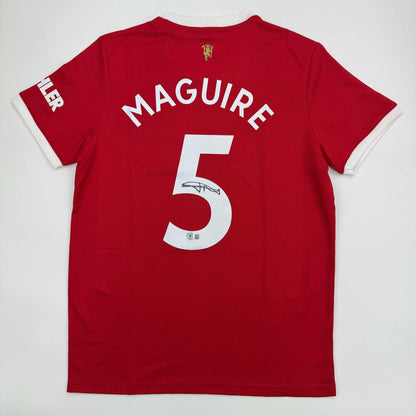 Autographed/Signed Harry Maguire Manchester United Red Soccer Jersey Beckett BAS COA