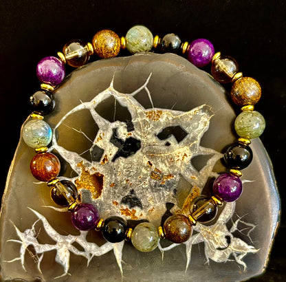 Reiki-Infused Mystic Energy Bracelet with Labradorite, Amethyst, Smoky Quartz, Black Onyx & Tiger’s Eye (8mm)