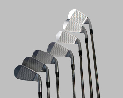 Pre-Owned Titleist T400 Iron Set W/Graphite Quantum Speed Senior Shafts +3/4" (9/10)