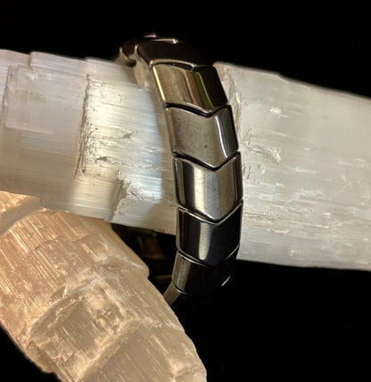 Grounded Strength Bracelet – Balance • Protection • Confidence (Medium–Large Wrists)