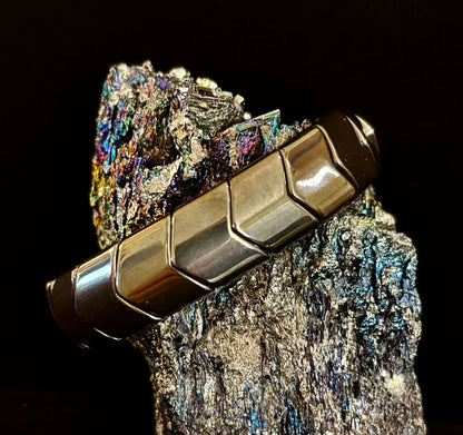 Grounded Strength Bracelet – Balance • Protection • Confidence (Medium–Large Wrists)