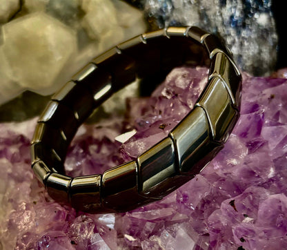 Grounded Strength Bracelet – Balance • Protection • Confidence (Medium–Large Wrists)