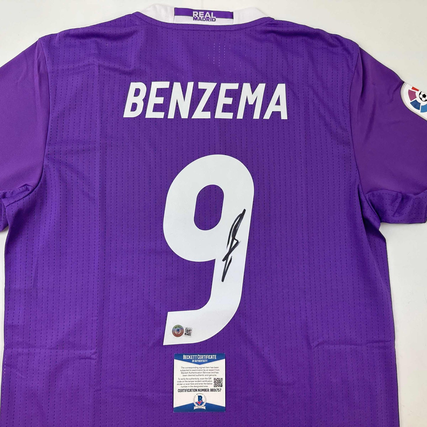 Autographed/Signed Karim Benzema Real Madrid 2016-17 Purple Soccer Jersey Beckett BAS COA