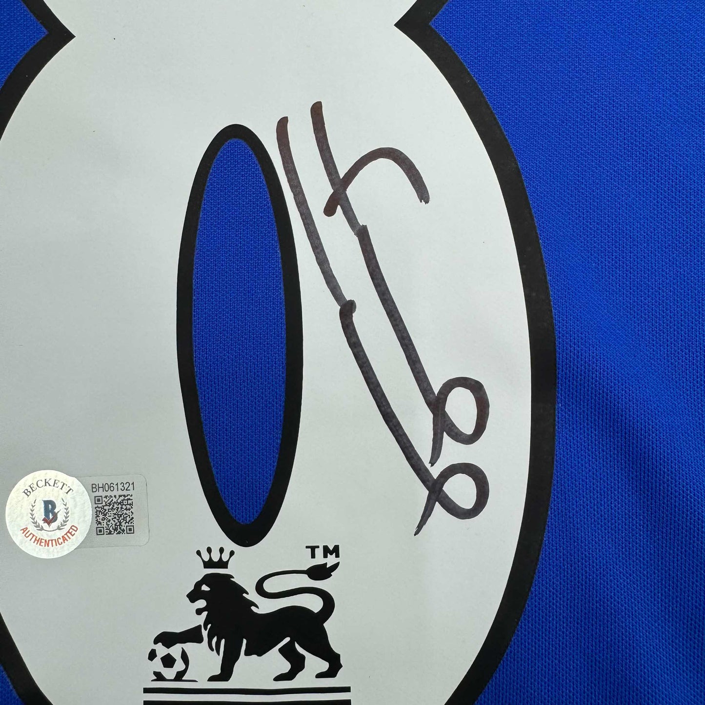 Framed Autographed/Signed Frank Lampard 35x39 Chelsea FC Blue Soccer Futbol Jersey Beckett BAS COA
