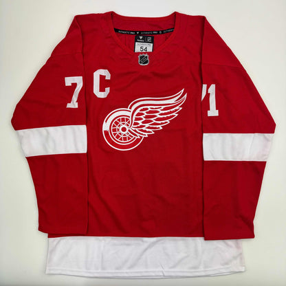 Autographed/Signed Dylan Larkin Detroit Red Wings Hockey Jersey Fanatics COA