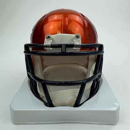 Autographed/Signed Brian Urlacher HOF 18 Chicago Bears Flash Mini Football Helmet Beckett BAS COA