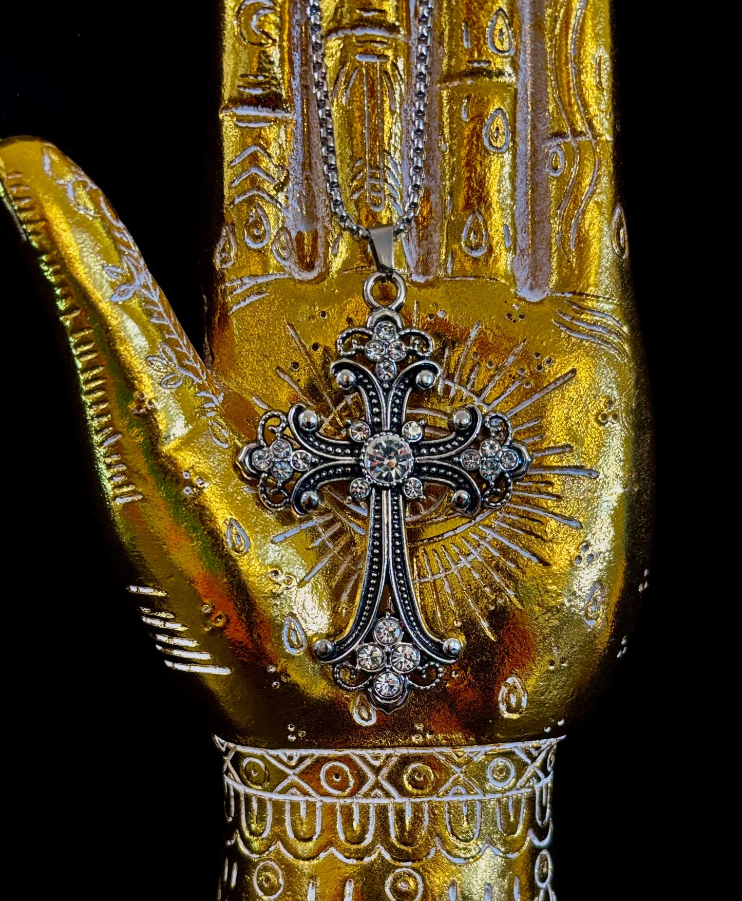 The Material Girl - Vintage Crystal Cross Pendant Necklace – Ornate Silver Tone