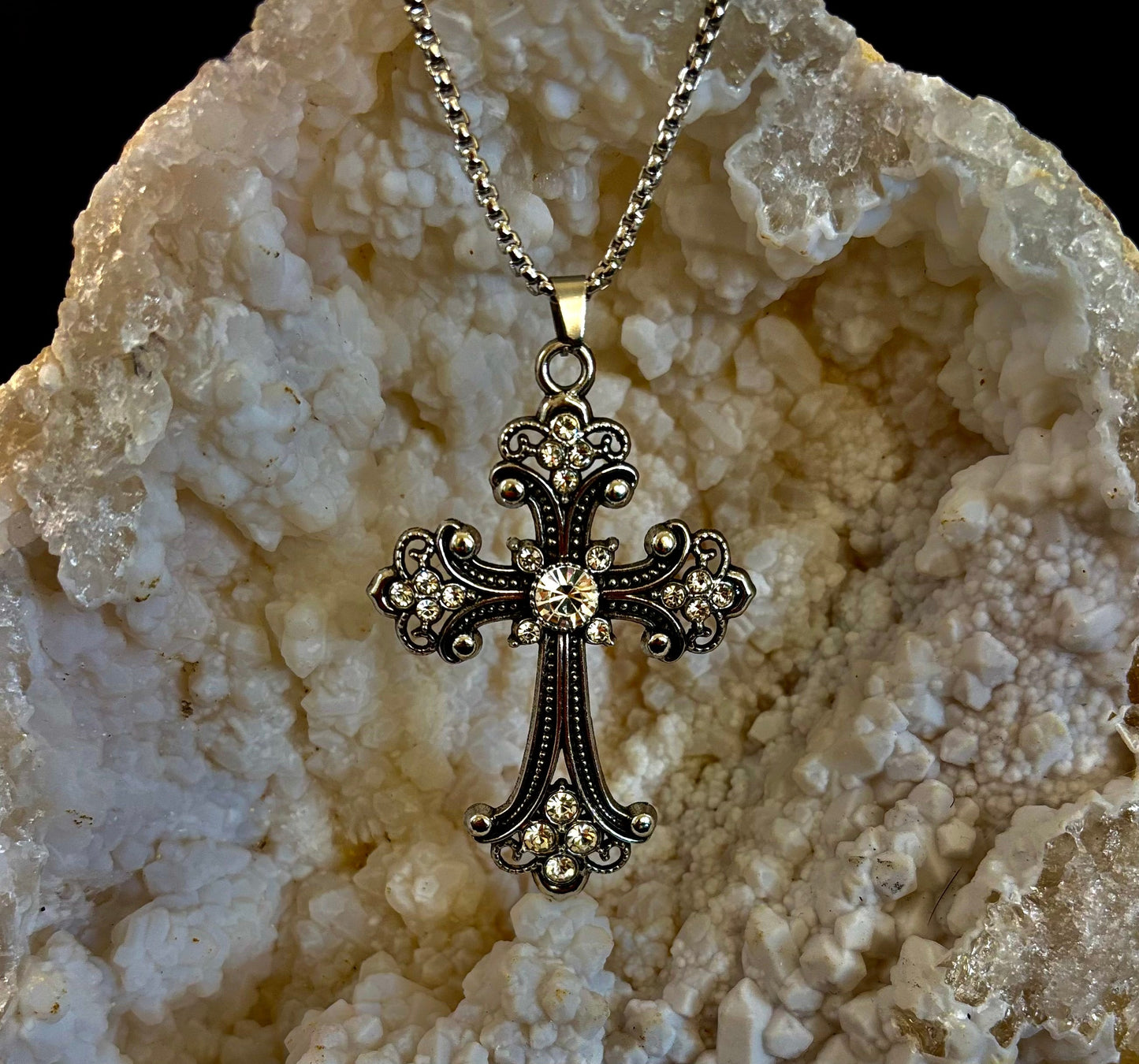 The Material Girl - Vintage Crystal Cross Pendant Necklace – Ornate Silver Tone
