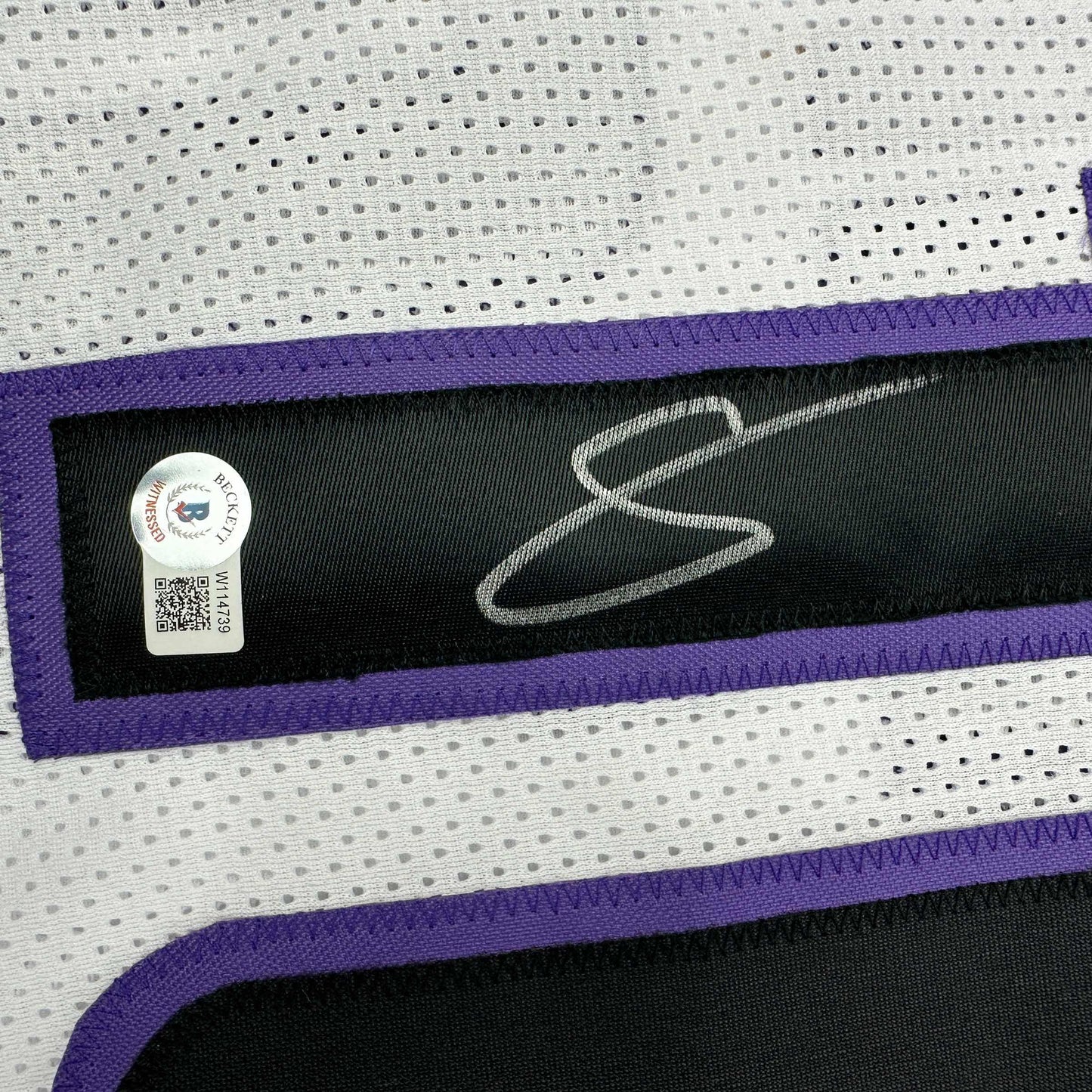 FramedAutographed/Signed DeMar DeRozan 35x39 Sacramento White Basketball Jersey Beckett BAS COA