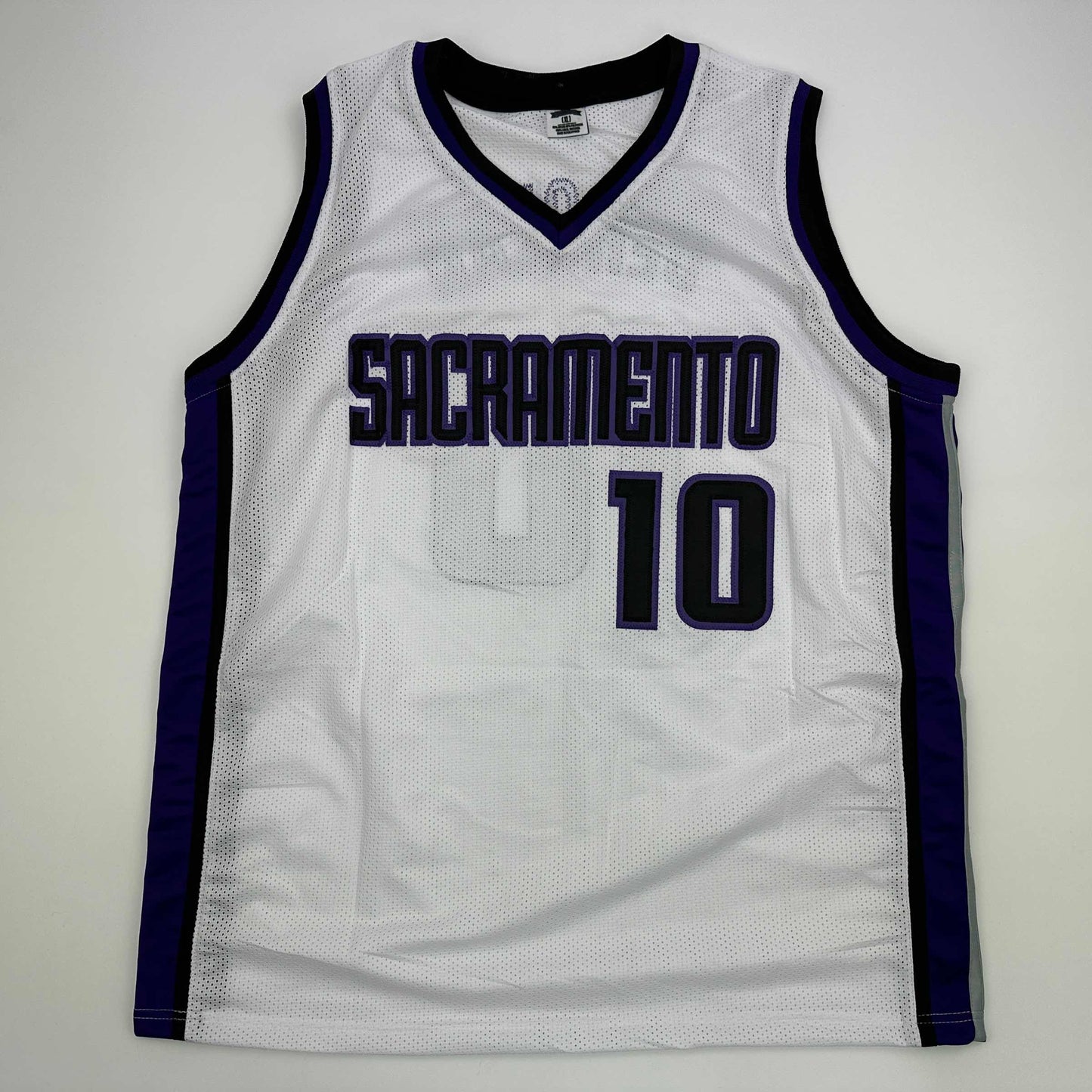 Autographed/Signed DeMar DeRozan Sacramento White Basketball Jersey Beckett BAS COA