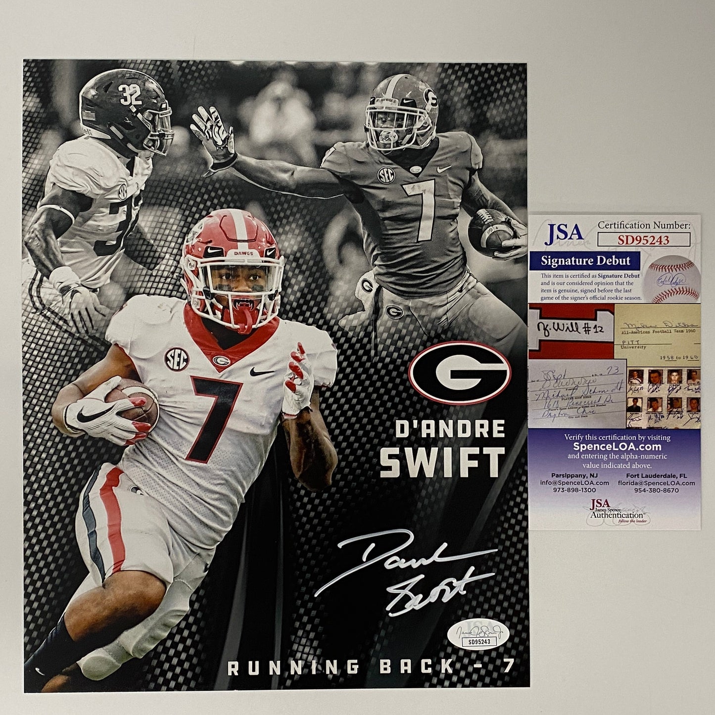 Autographed/Signed D'Andre Swift Georgia Bulldogs 8x10 College Football Photo JSA COA #9