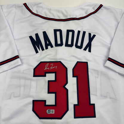 Autographed/Signed Greg Maddux Atlanta White Baseball Jersey Beckett BAS COA