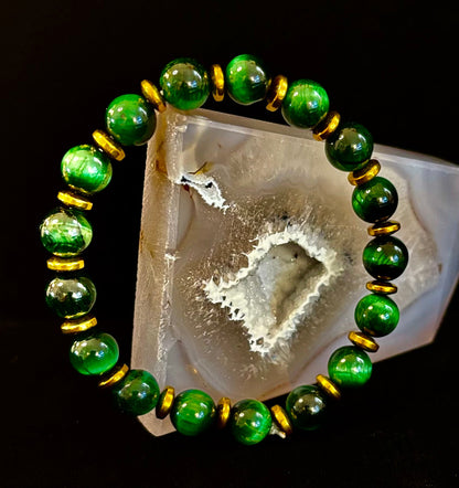 Green Tiger Eye Wealth & Confidence Bracelet – 8mm Beads with Gold Accents (Medium Wrists)