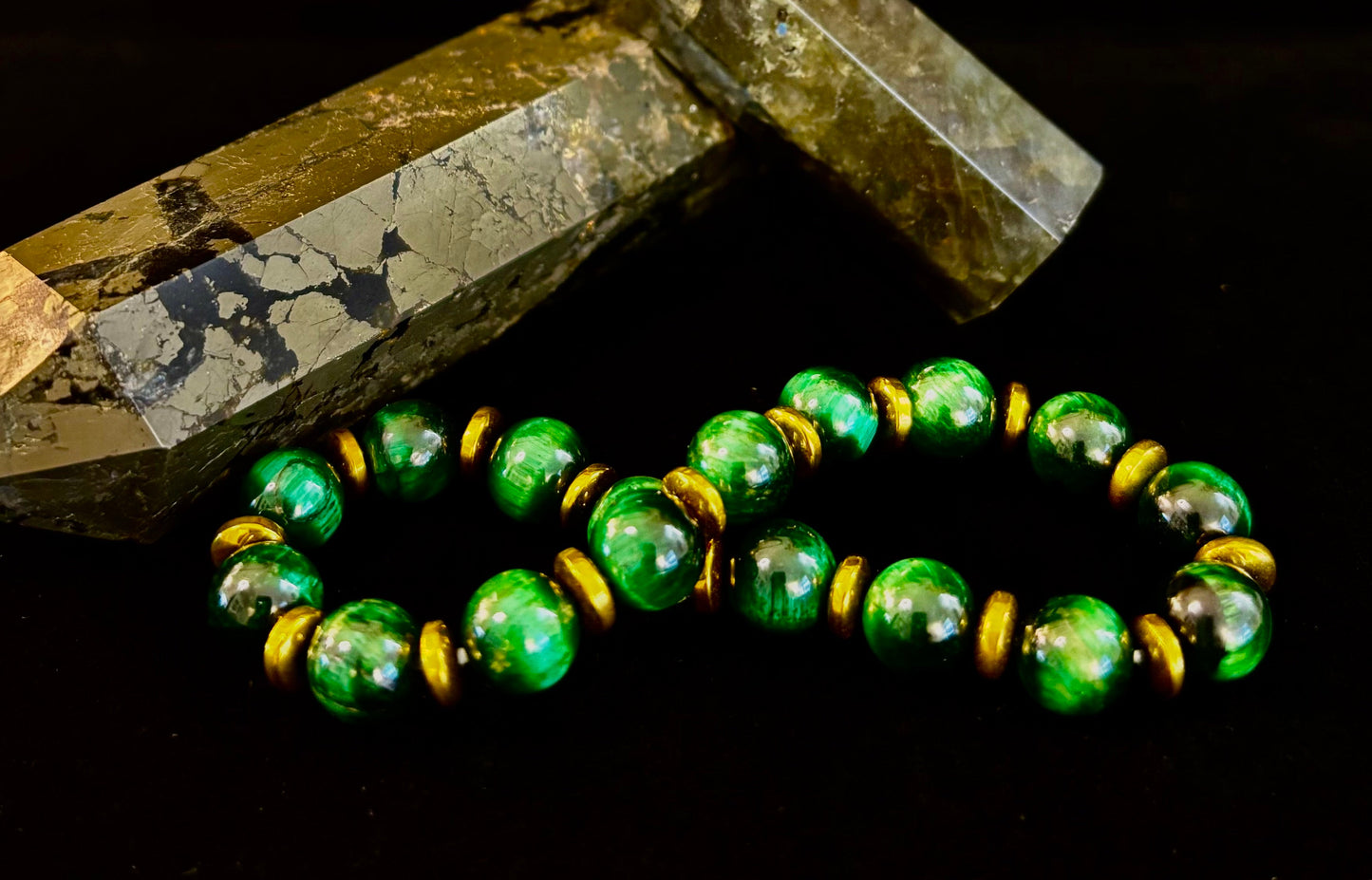 Green Tiger Eye Wealth & Confidence Bracelet – 8mm Beads with Gold Accents (Medium Wrists)