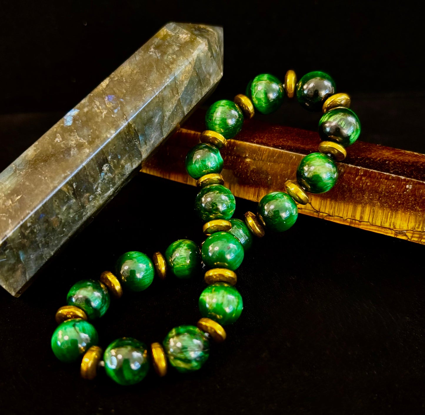 Green Tiger Eye Wealth & Confidence Bracelet – 8mm Beads with Gold Accents (Medium Wrists)