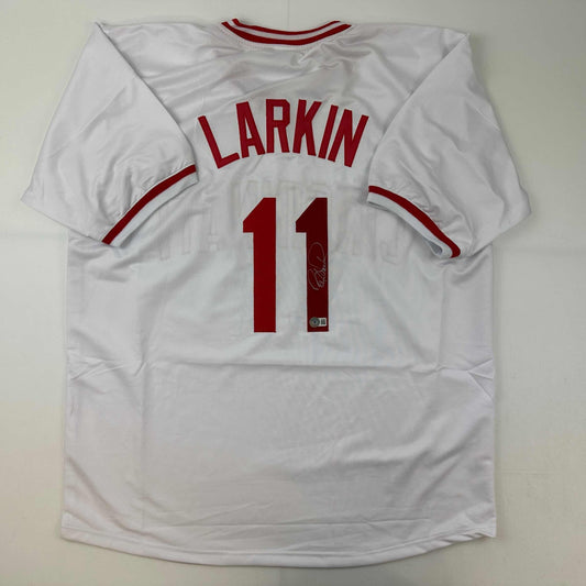 Autographed/Signed Barry Larkin Cincinnati White Baseball Jersey Beckett BAS COA