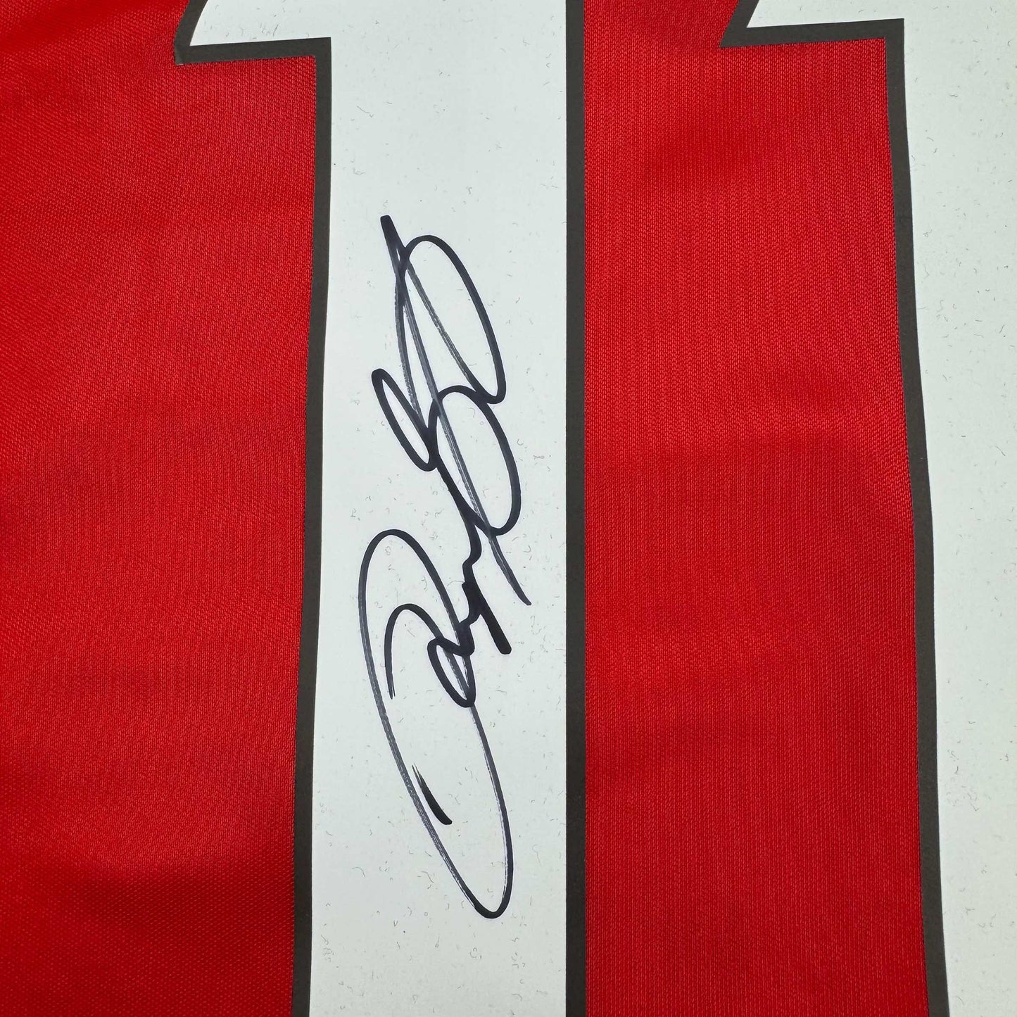 Framed Autographed/Signed Ryan Giggs 35x39 Manchester United Red Soccer Jersey Beckett BAS COA