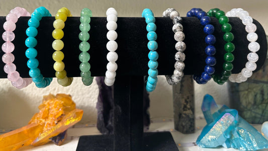 Simple Style Stackable Beaded Bracelets – Minimalist Solid Color Fashionista Jewelry (Various Colors)