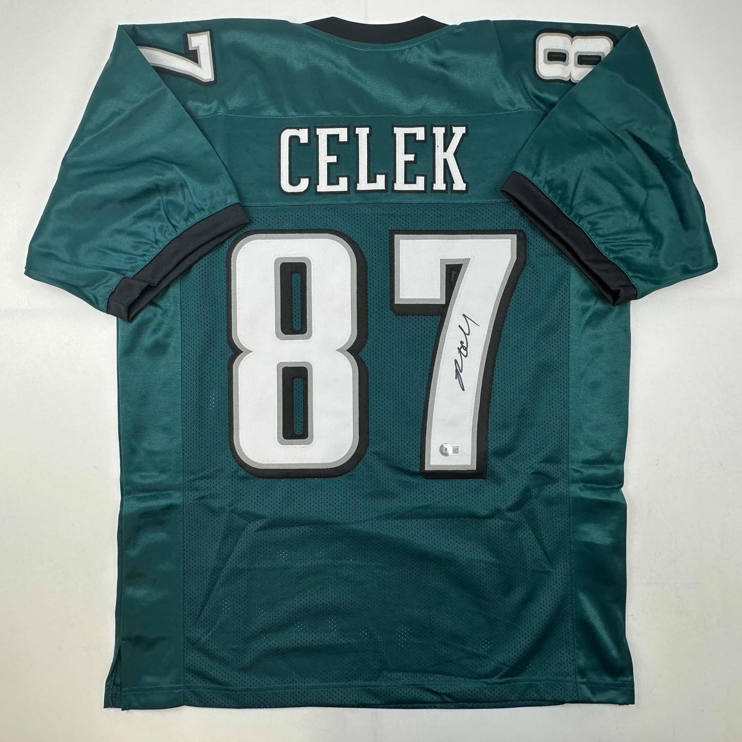 Autographed/Signed Brent Celek Philadelphia Green Football Jersey JSA COA