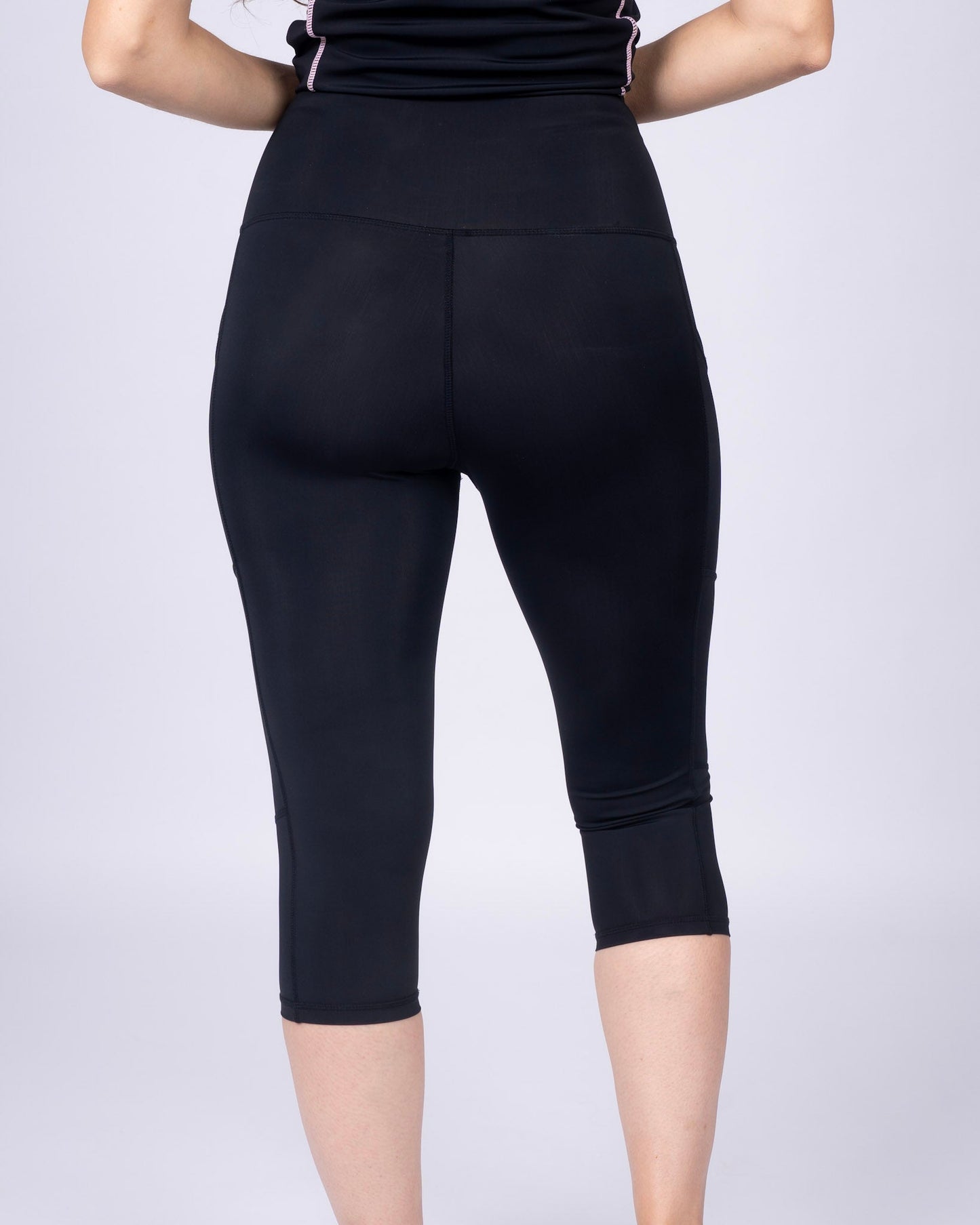Jump In 3/4 Swim Leggings