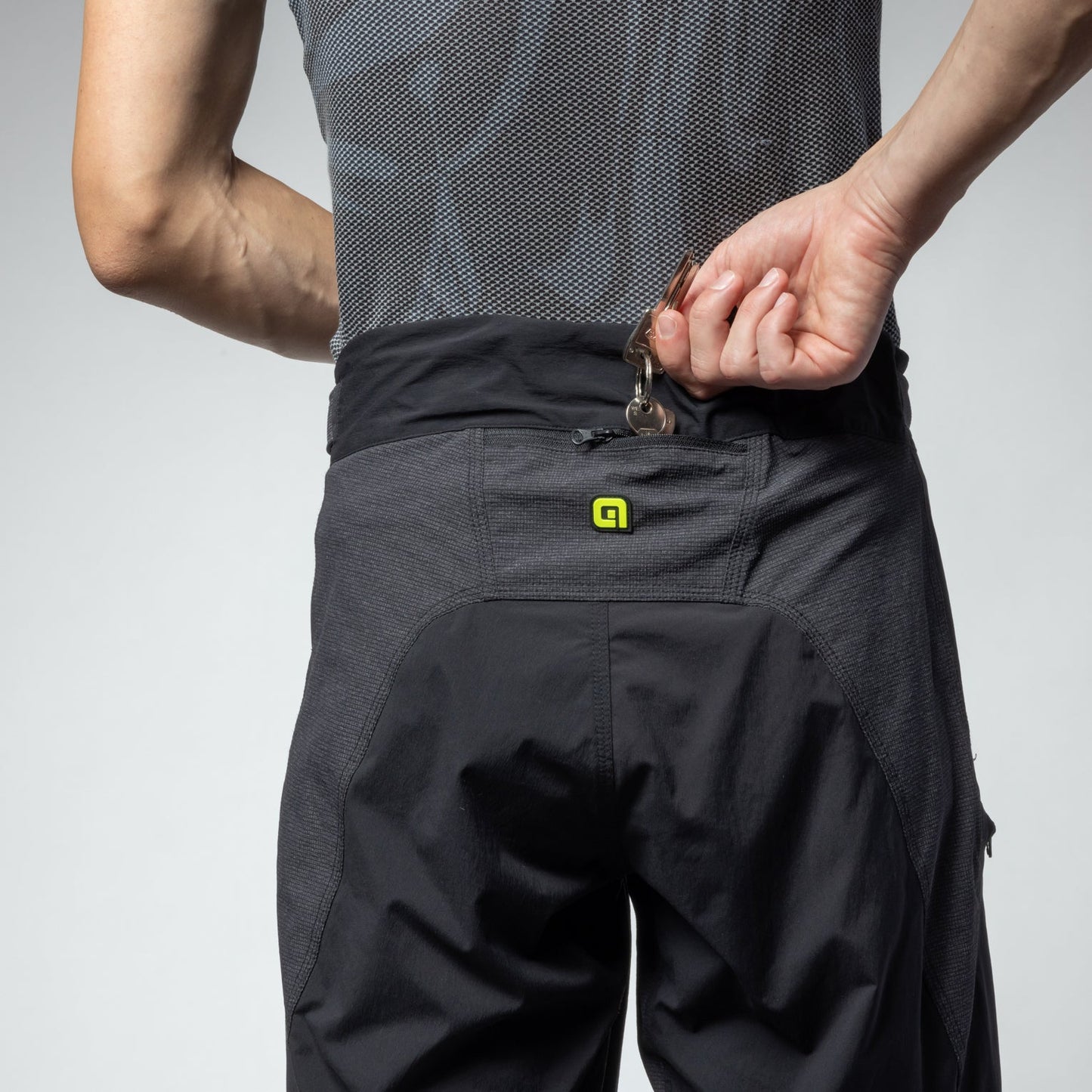 OVERLAND MEN'S GRAVEL SHORT