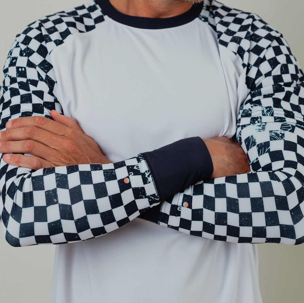 OLEU SUNSPORT™ UV ARM SLEEVES - PUNK SPLASH SALT