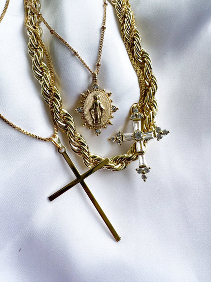 Classic Lady Lourdes Pendant